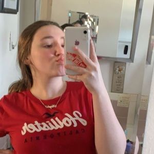 Meet your Posher, Kayla